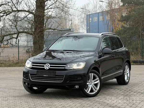 Volkswagen VW Touareg 4.2d Black Edition Pilna komplektacija.