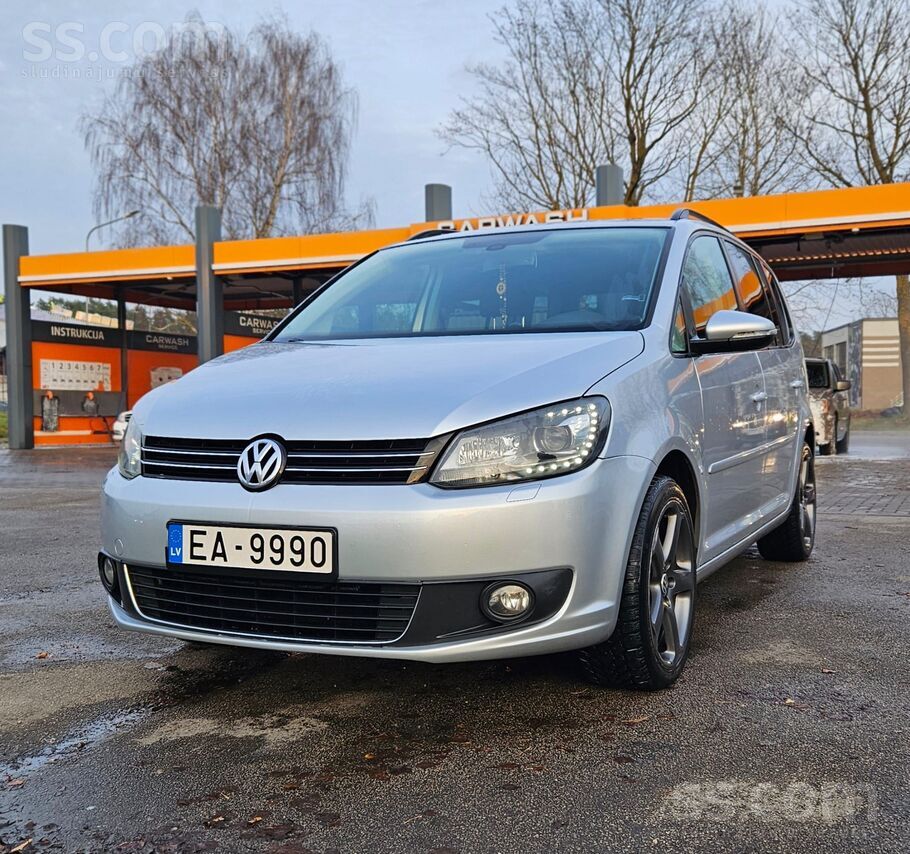 Volkswagen Машина в идеальном состоянии, поменяны все ремни, 