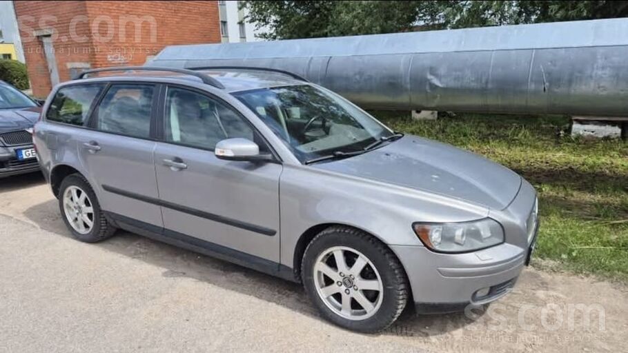Volvo Benzīns/gāze. Pilnībā sagatavots TA - visi defekti