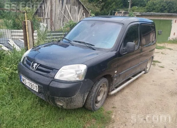 Peugeot Mašīna bez TA. Vairāk informācijas, zvanot.