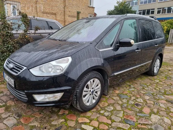 Ford Машина очень хорошем техническом состоянии