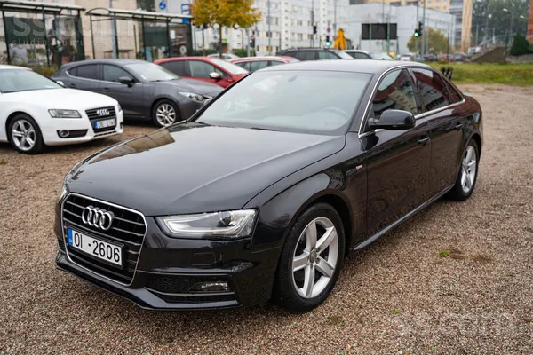 Audi Audi A4 B8.5 Limousine benzīns 125kw, auto ievsts 