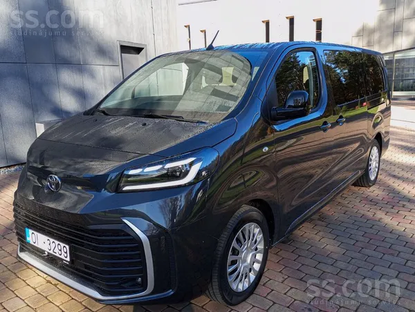Toyota Jauns, uzreiz pieejams Toyota Proace Verso Long Do