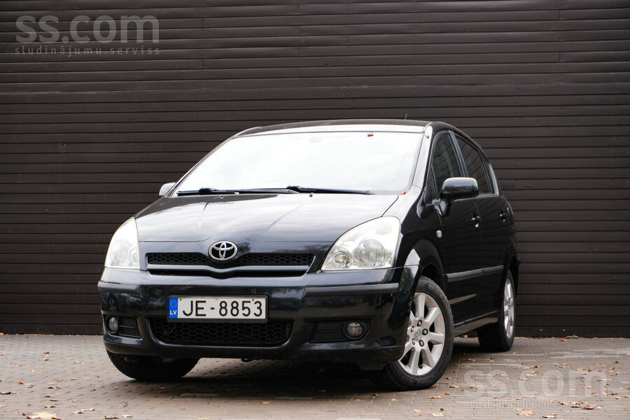 Toyota Toyota Corolla Verso 2006. gada, 2.2 dīzelis ar ma