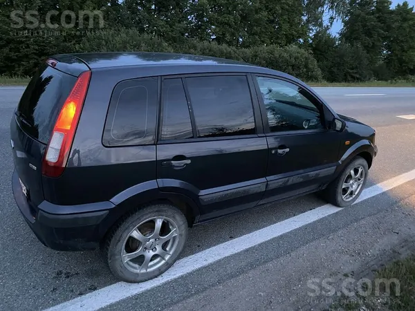 Ford Pārdodu savu uzticamo 2006 Ford Fusion, 1.4D, 50 k