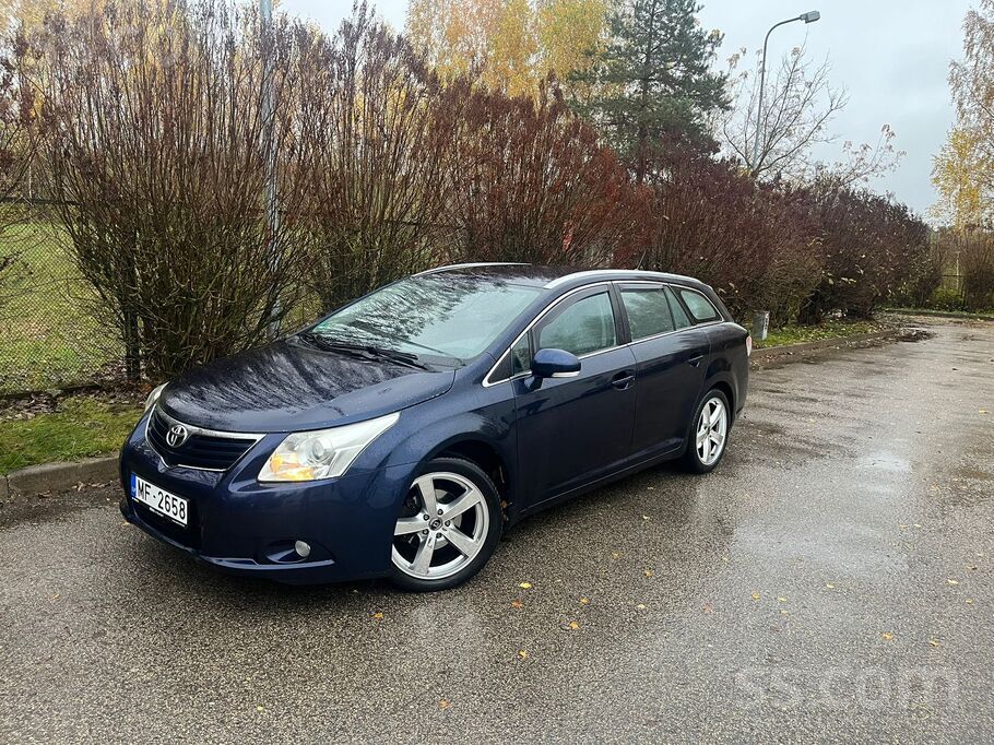 Toyota 2.0 dīzelis. TA 09.10.2026. 6 mehaniskā ātrumkārba