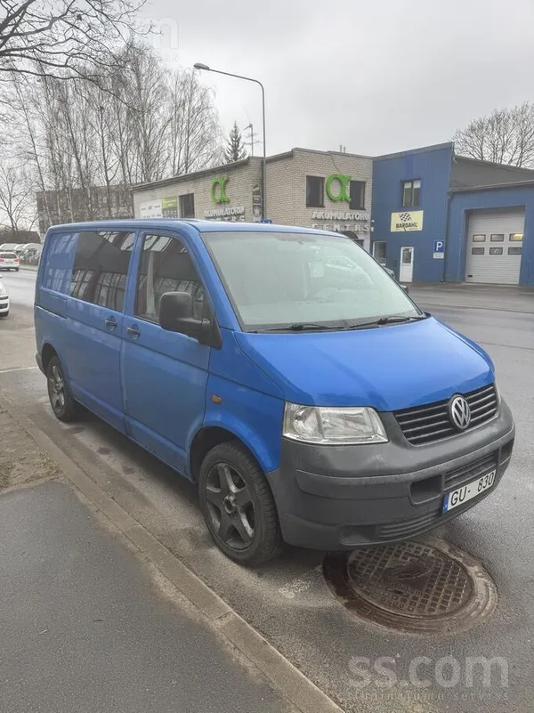 Uzņemums pārdod kravas VW Trasportieri, 3 vietas, jauna TA, pvn iekļauts cen