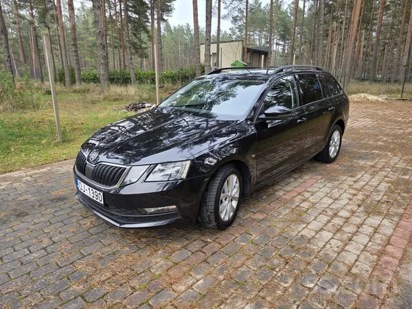 Skoda Cena ar pvn. Netto cena 6800 eur. Orģinālais nobra