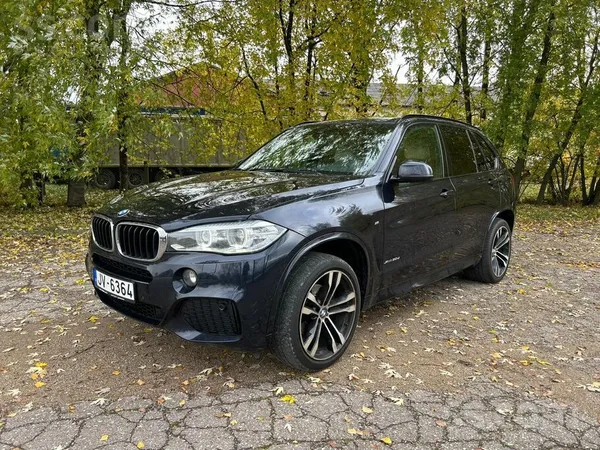 BMW BMW X5 Xdrive30D 190kW, M-Pakotne. 