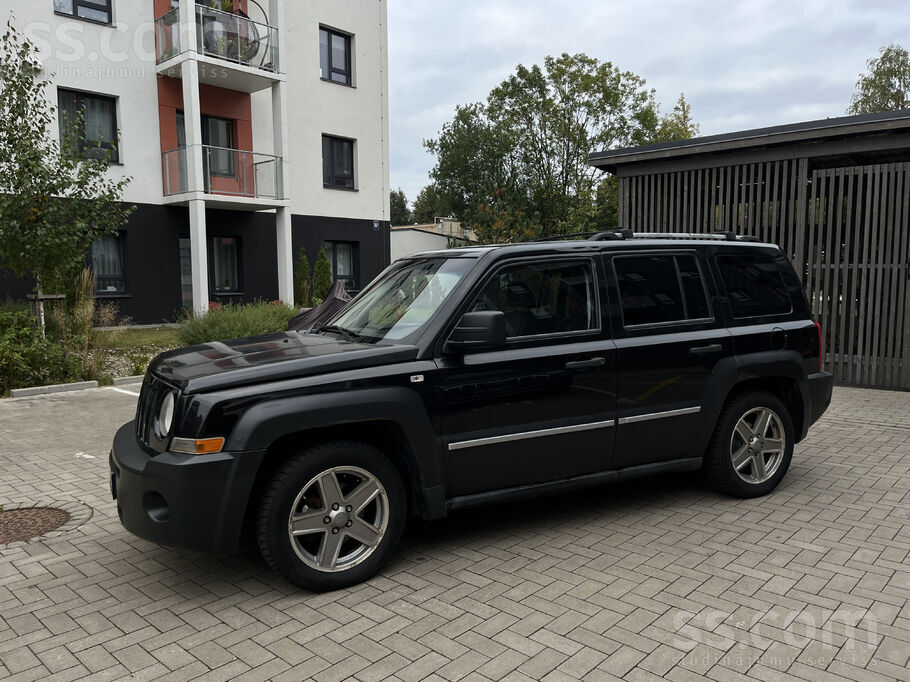 Jeep Patriot 2.4 benzīns/gāze, 125 kW, 4x4. Restaurēts variators, jauns akum