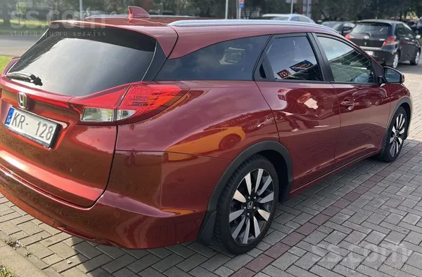 Pārdodas Civic Tourer, 1.8 benzīns, Lifestyle modelis (automāts). 
Auto pir