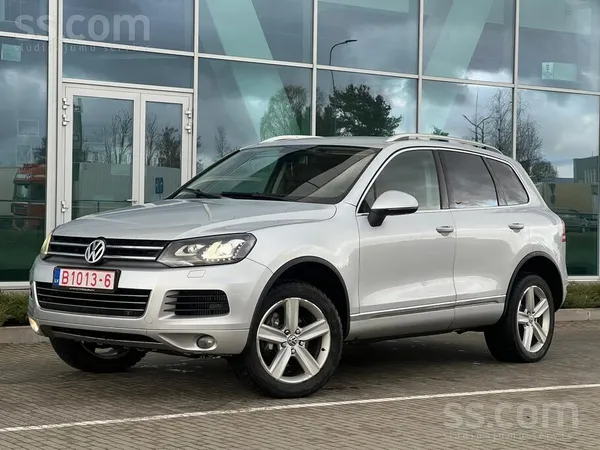 Volkswagen VW Touareg 
