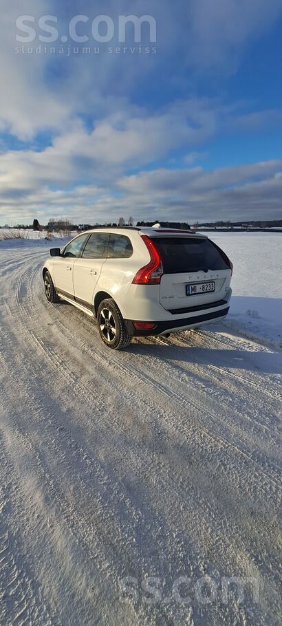 Volvo Pārdod Volvo Xc60.2, 4D