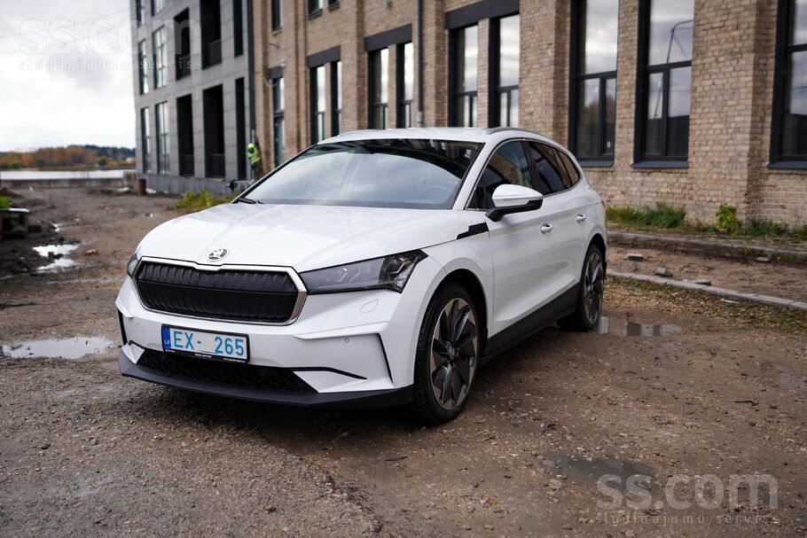 Škoda Enyaq iV80, Crystal Lights, Garantija. Pirkts un visas apkopes taisīta