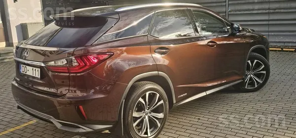Pārdodu koptu un lolotu Lexus RX 450h Hybrid
Pārdodu vienu no pilnvērtīgāka