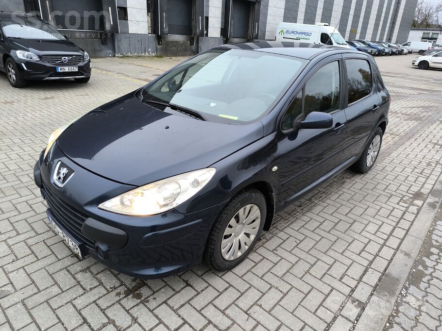 Первая регистрация 19.12.2006 в Латвии.
Живой, ухоженный автомобиль.
Шус