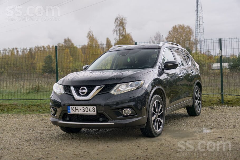Nissan Nissan X-Trail ar 1.6 litru dīzeļdzinēju un manuāl