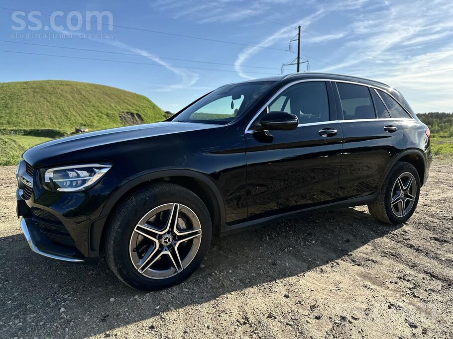 Cena ar Pvn
Pārdod elegantu Mercedes-Benz Glc 300De, Amg-Line
2022 gada
N