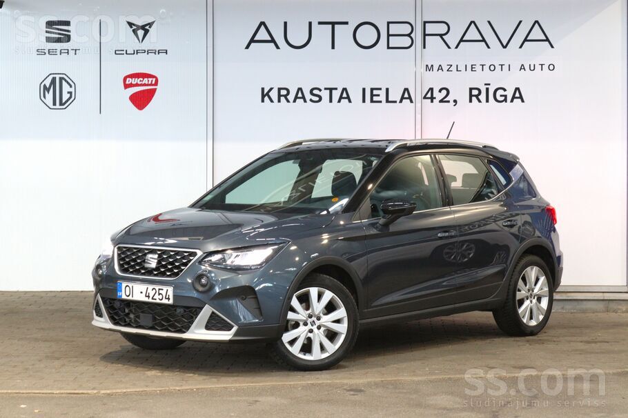Piedāvājam Seat Arona Xperience. 1.0Tsi benzīna dzinējs. 81Kw/110Zs. Automāt