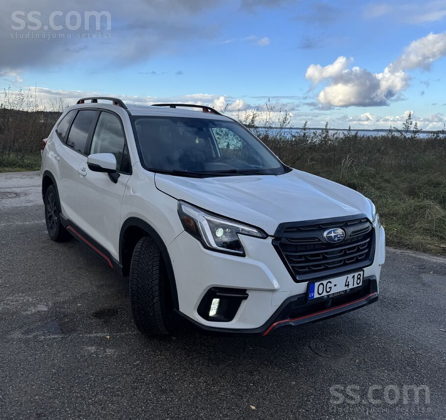 Pārdod uzticamu un praktisku Subaru Forester Sport ar pastāvīgo Awd pilnpied