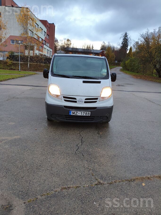 Pārdodu Nissan Primastar ar 2.0d dzinēju 2009g ar tiko izietu tehnisko apska