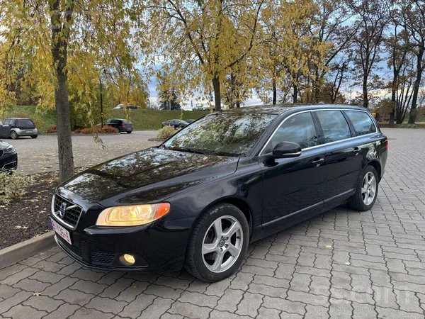 Volvo Tikko no Itālijas bez rūsas pazīmēm, 244 444 km no