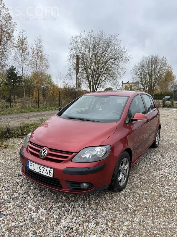 Volkswagen Pārdošanā labs Golf Plus automāts. 