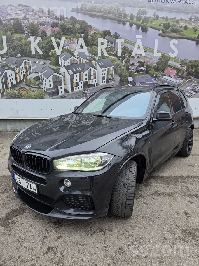 BMW Отличная, ухоженная машина, 2 владельца, не новая 