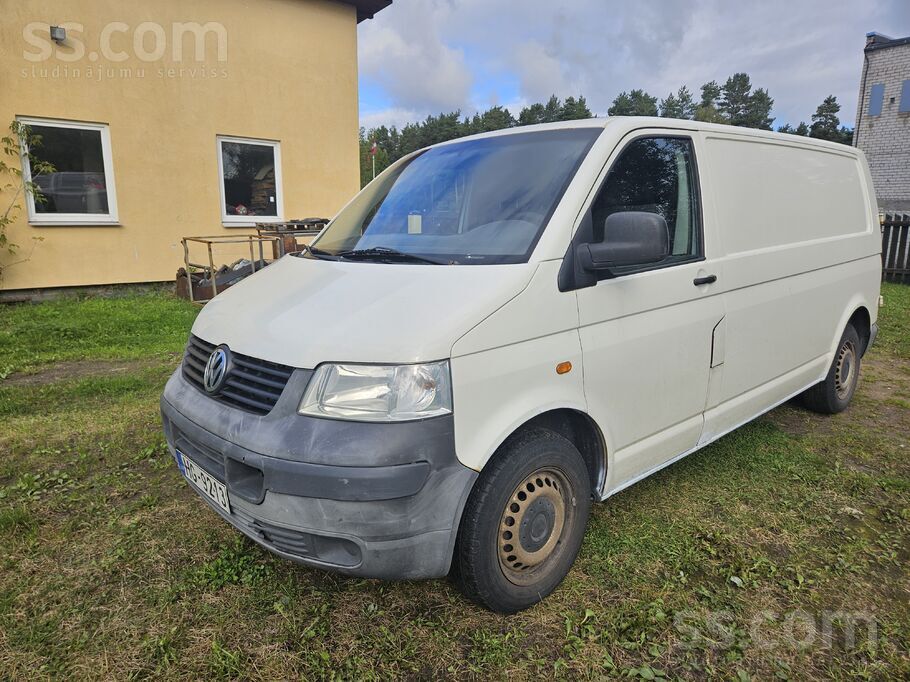 Pārdodu kravas busiņu ar trīs sēdvietām un ar garo kravas nodalījumu, lielāk