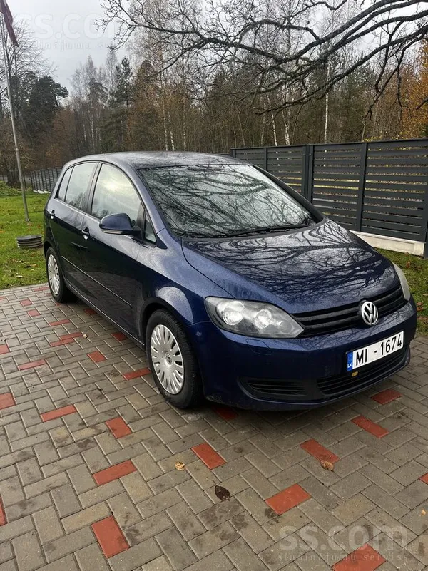 Volkswagen Pārdodu labā stāvoklī esošu Volkswagen Golf Plus 2