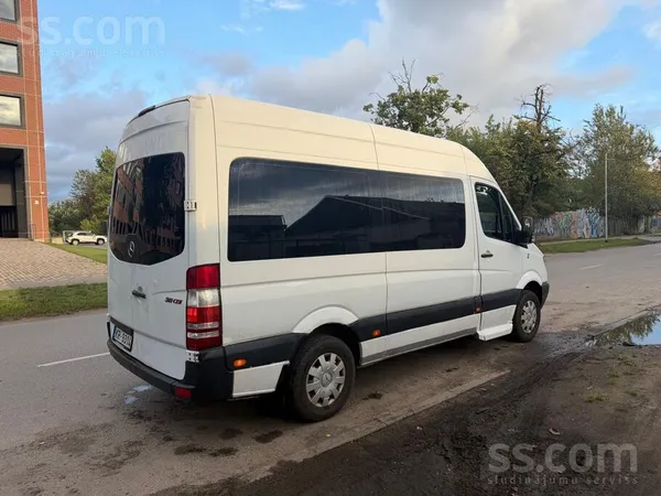 Mercedes Mersedes Sprinter 311.2 2 dizelis Automāts .