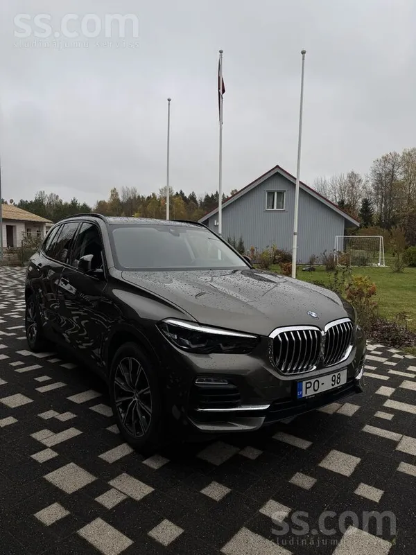 BMW Uzņēmums pārdod ar iekļautu Pvn 21% BMW X5 30D Mhe