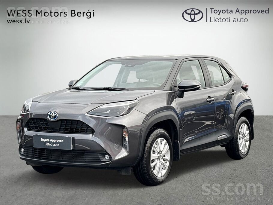 Praktiski jauns auto ar garantiju un bezmaksas palīdzību uz ceļa. Ziemas un