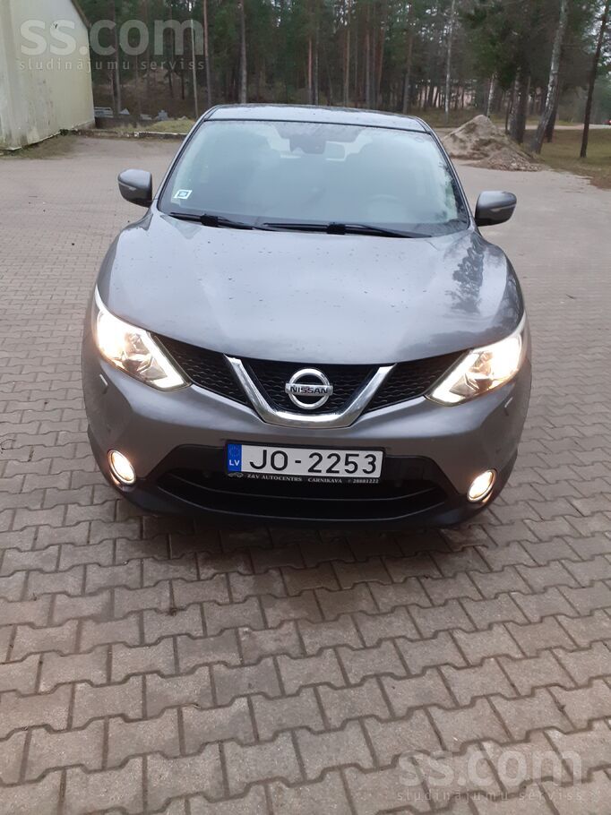 Nissan Pārdod Nissan Qashqai 2014 gada 1, 6 dīzelis ar ma
