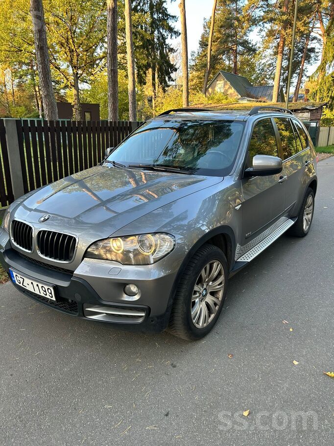 BMW Pārdodu BMW X5 E70 3.0d 173kw
