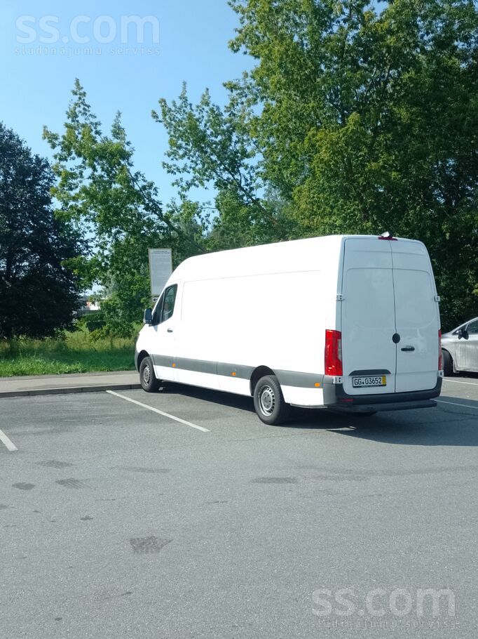 Mercedes Продаю Mercedes-Benz Sprinter 2022 года, белый фур