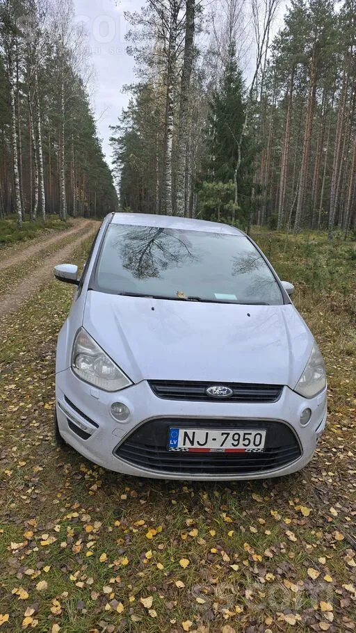 Ford Продаю свою машину в нормальном техническом и внеш