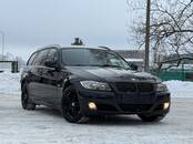 Bmw 320d xdrive Black Edition Nav sists 100% Laba komplektacija. Auto ļoti l