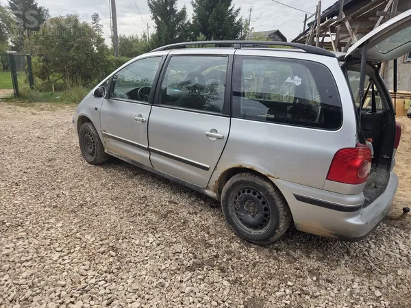 Volkswagen Pārdodu wv sharan ir parūpējies ir 4x4 patreiz kau