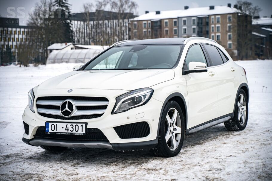 Pārdod Mercedes Benz Gla250 2.0 benzīns, 155kw, Amg pakotne, automatiskā Ātr