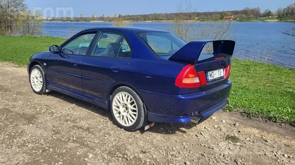 Mitsubishi Pārdodu restaurētu Mitsubishi Lancer Evo 4. Pirms 
