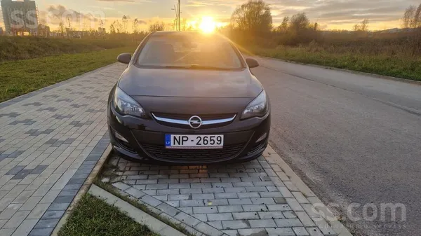 Pārdodu koptu un uzticamu auto
Auto kļuvis par mazu, tādēļ meklē jaunu īpaš