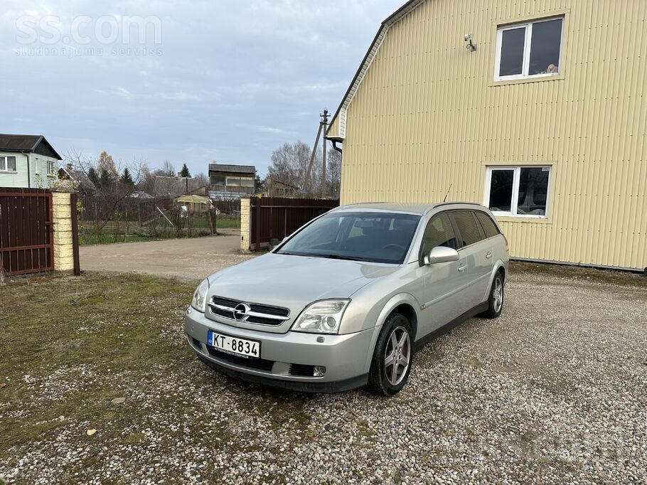 Labā tehniskā un vizuālā stāvoklī. 129kw.
Iespējama maiņa, līzings.
Sīkā
