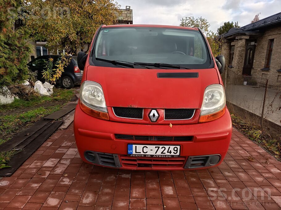 Pardodu Renaut Trafik 2.5 dizelis, 99kW, 9 vietas, bez vinetes, tehniska aps