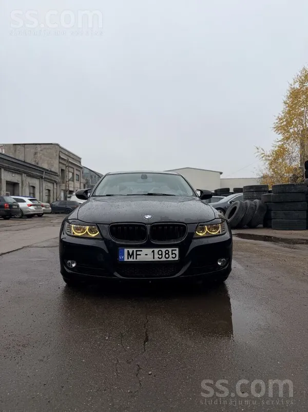 BMW Mašīna ir lieliskā stāvoklī, taisīta priekš sevis.