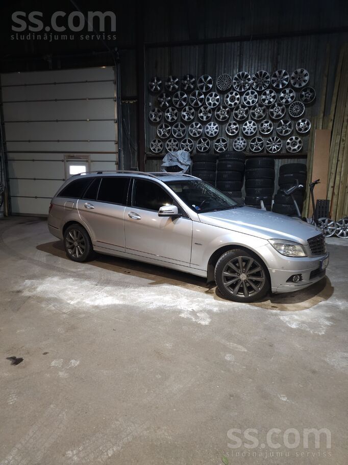 Продается Mercedes-Benz C-Class, 2009 год, 2.2 дизель
Продаю ухоженный Me