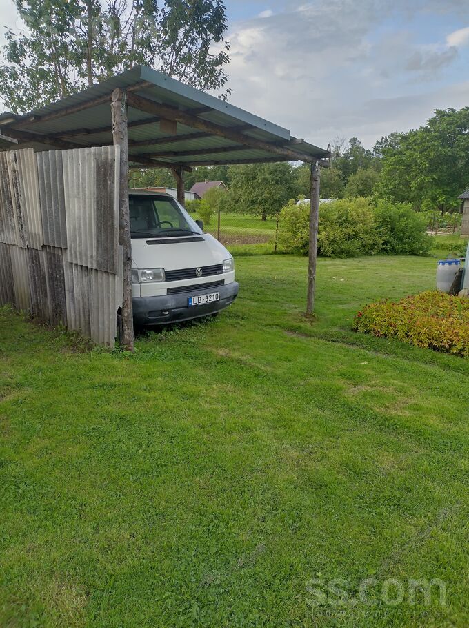 Auto teicamā tehniskā stāvoklī bez rūsas, tika lietots tikai vasaras sezonā,