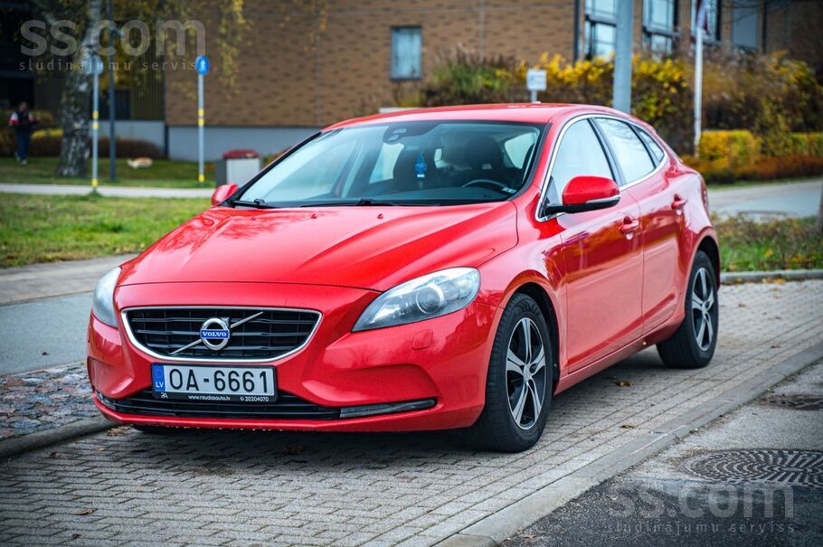 Pārdod Volvo V40 1.6 dīzelis, 84 kw, automātiskā Ātrumkārba. 

Bezmaksas C