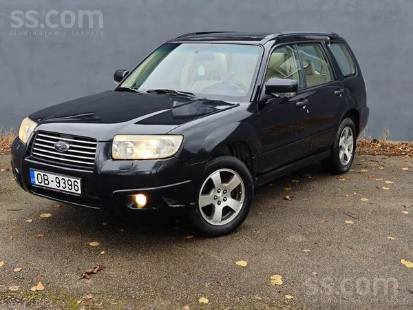 Subaru forester 2.0 benzīns/gāze automātiskā ātrumkārba, Svaiga TA. 

-4x4