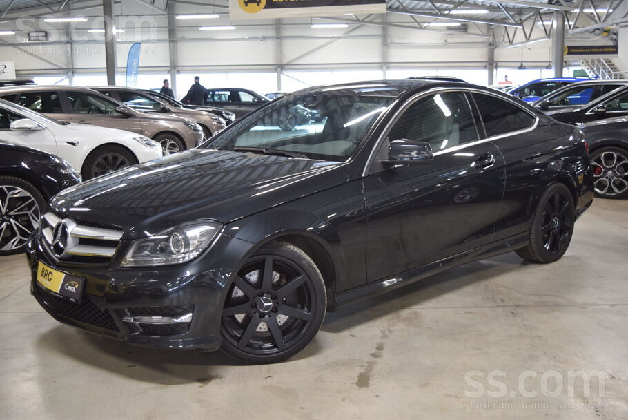 Mercedes-Benz C350 Coupe Amg Design. 2012. gada. 3.5l benzīns, 225 Kw (306 H